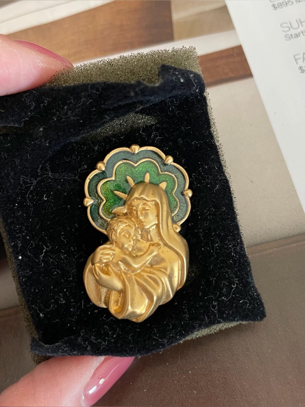 Vintage Avon Gold-tone Brooch with Green Enamel Madonna & Child